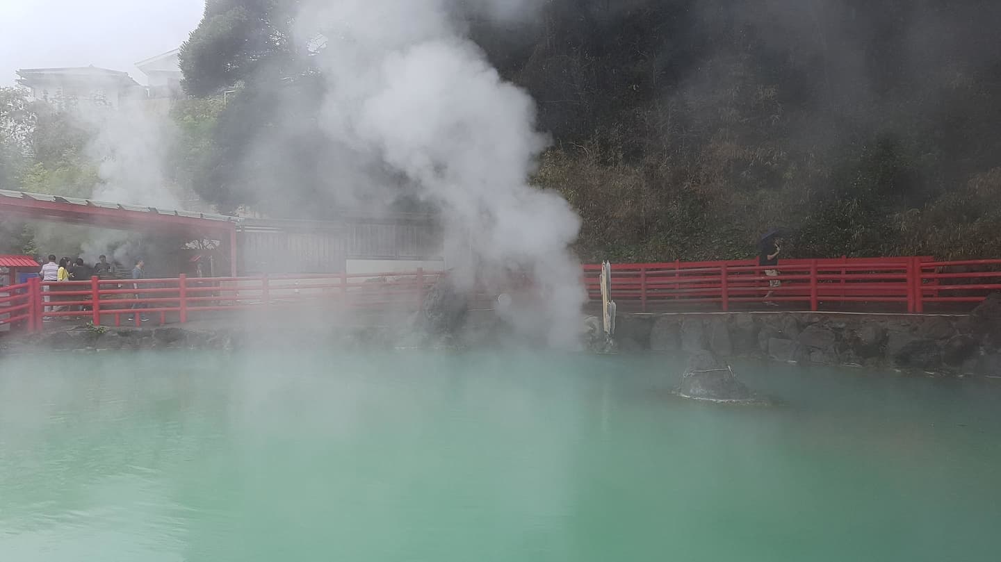 温泉が大好きな人が集う貸切バス旅行イメージ
